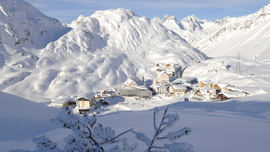 Comfortable van for passenger transport to snowy ski resorts.